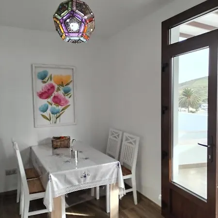 Casa Encarnacion Holiday home
