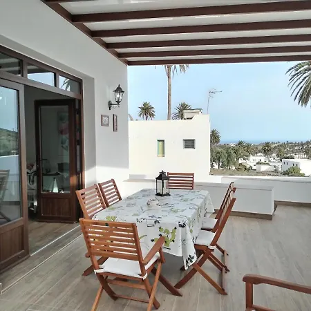 Casa Encarnacion Feriehus Haría